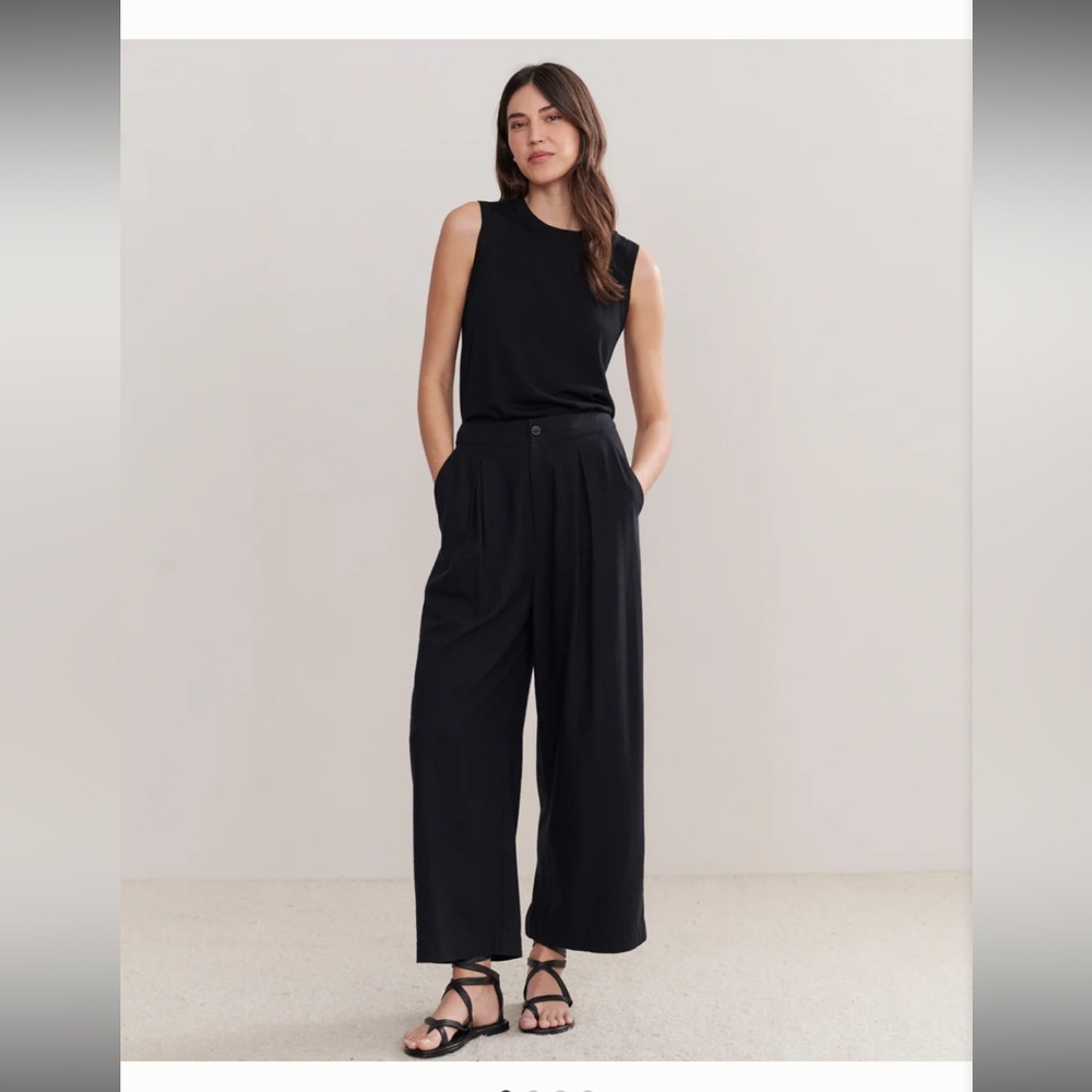 Jenni Kayne Size 2 Black Relaxed Trouser in Raw Silk